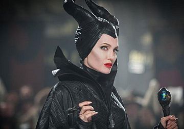 Анджелина Джоли се завръща като Злодеида